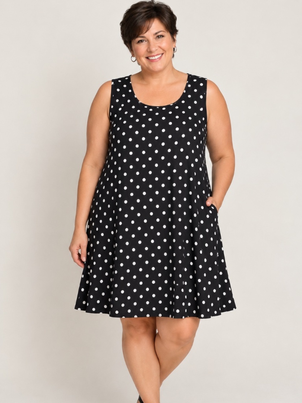 Nina Leonard B/W Scoop Neck Casual Knit Polka Dot Dress w/pockets XL